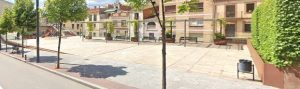 Visió generl de la plaça Mare Sant Ramon